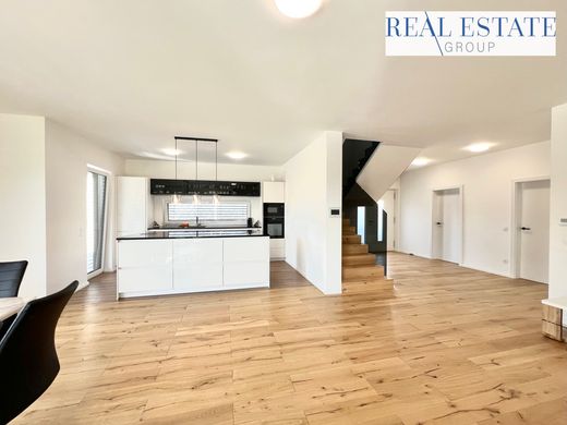 Luxe woning in Althofen, Politischer Bezirk Sankt Veit an der Glan