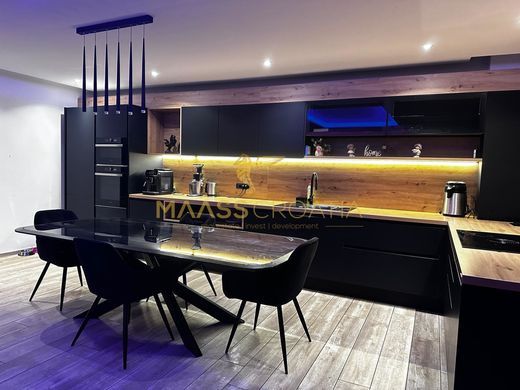 펜트하우스 / Pula, Grad Pula