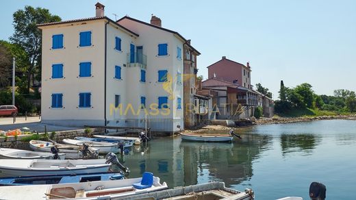 Villa in Umag, Grad Umag