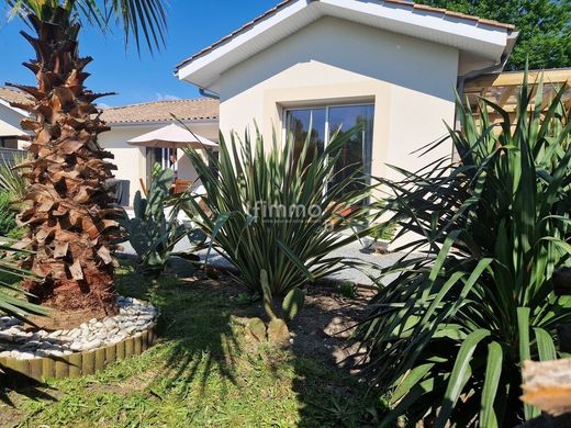 Luxury home in Andernos-les-Bains, Gironde