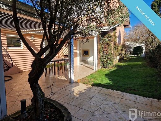 Luxury home in Arès, Gironde