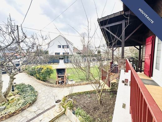 Luxury home in Villiers-sur-Marne, Val-de-Marne