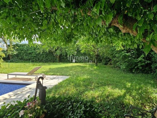 Luxury home in Le Bouscat, Gironde