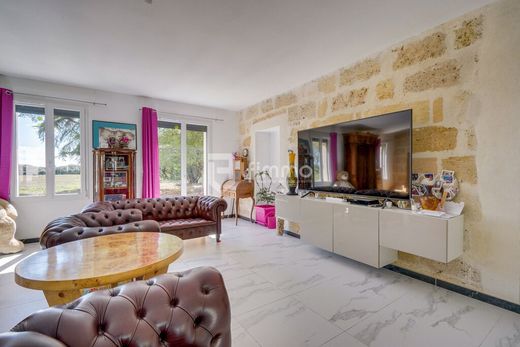 Luxury home in Ambarès-et-Lagrave, Gironde