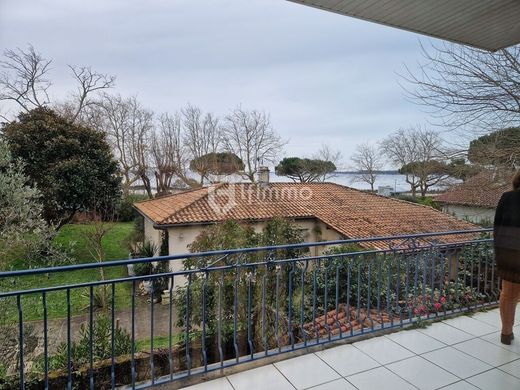 Casa di lusso a Arès, Gironda