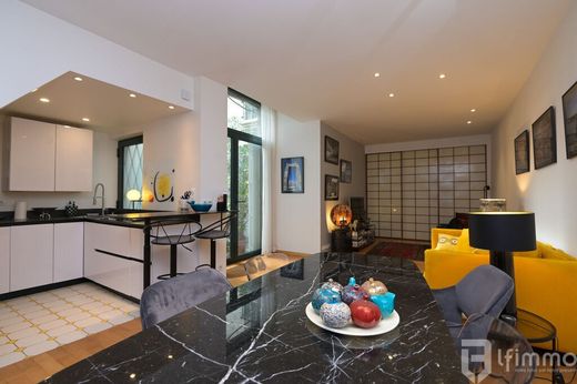 Apartment in Motte-Picquet, Commerce, Necker, Paris