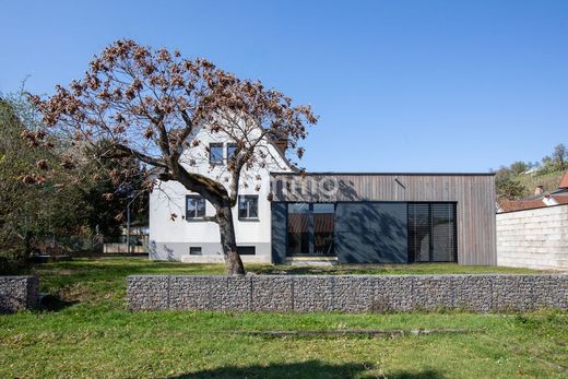 Luxury home in Mittelwihr, Haut-Rhin