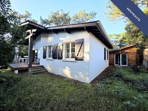 Lège-Cap-Ferret, Girondeのヴィラ