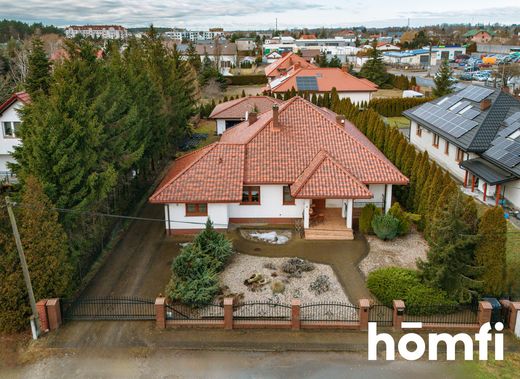 Luxury home in Lubicz Górny, Torun County