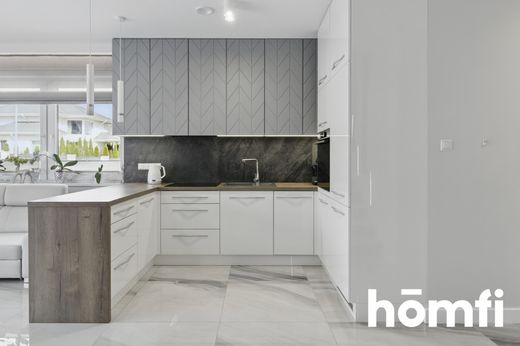 Luxury home in Dyminy, Kielce