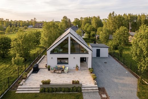 Maison de luxe à Rasztów, Powiat wołomiński