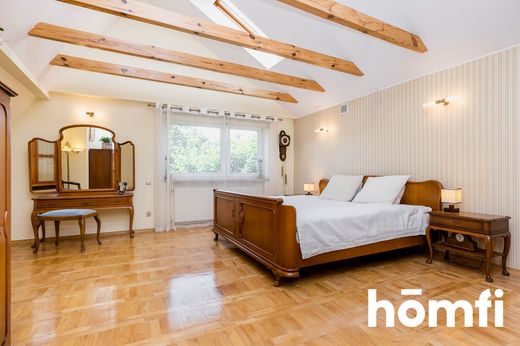 Luxury home in Łomianki, Powiat warszawski zachodni