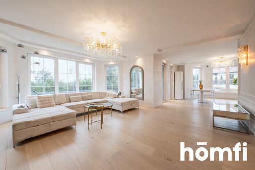 Maison de luxe à Janików, Powiat kozienicki