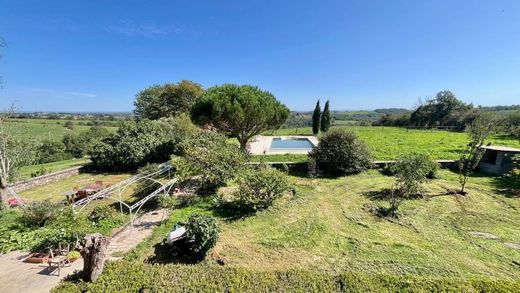 منزل ﻓﻲ Carmaux, Tarn