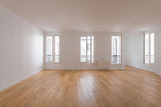 Apartment / Etagenwohnung in Temple, Rambuteau – Francs Bourgeois, Réaumur, Paris