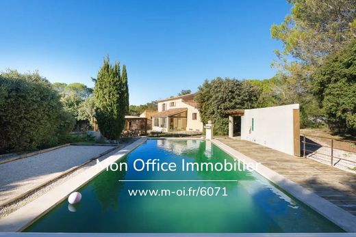 Villa in Venelles, Bouches-du-Rhône