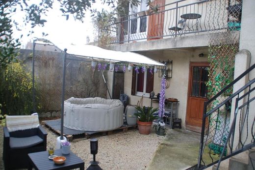 Luxury home in Bondy, Seine-Saint-Denis