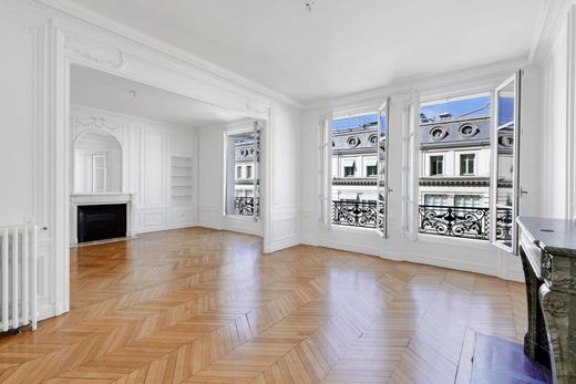 Apartment / Etagenwohnung in Saint-Germain, Odéon, Monnaie, Paris