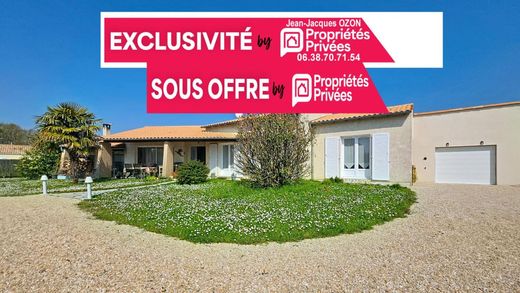 Luxury home in Étaules, Charente-Maritime