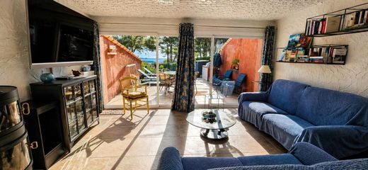 Luxury home in Agay, Var