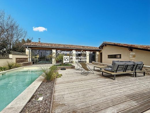 Loft in Fronsac, Gironde