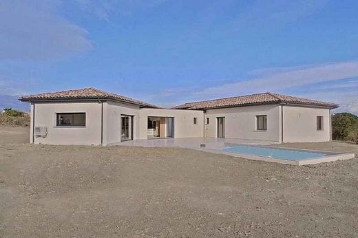 Luxus-Haus in Montréal-la-Cluse, Ain