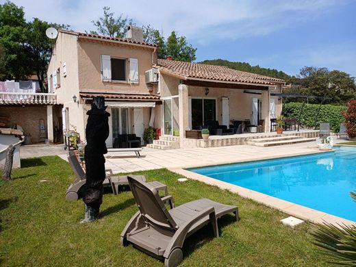 Villa in Cabasse, Var
