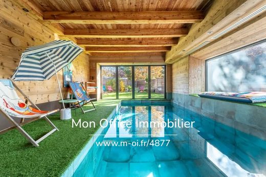 Chalet à Le Monêtier-les-Bains, Hautes-Alpes