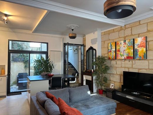 Luxus-Haus in Bordeaux, Gironde