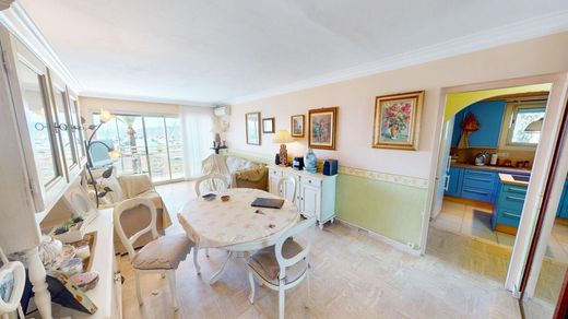 Apartment in Saint-Raphaël, Var