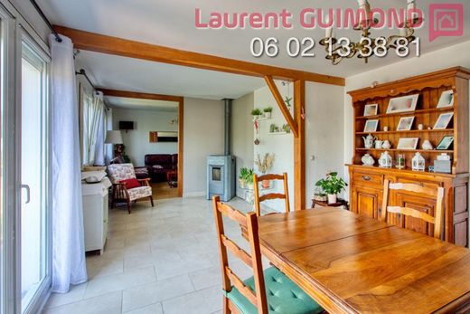 Luxe woning in Domont, Val d'Oise