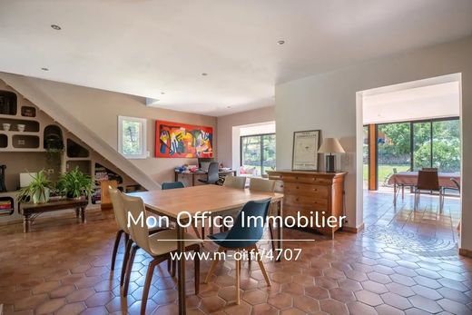 Luxe woning in Les Pennes-Mirabeau, Bouches-du-Rhône