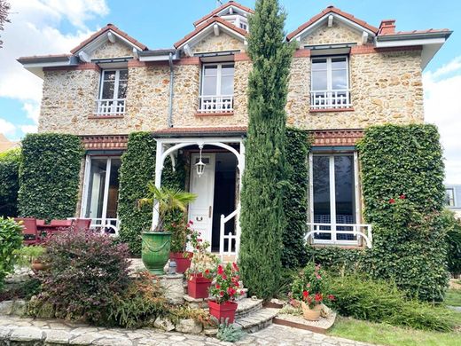 Luxury home in Clamart, Hauts-de-Seine