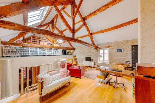Maison de luxe à Jouy-le-Moutier, Val-d'Oise