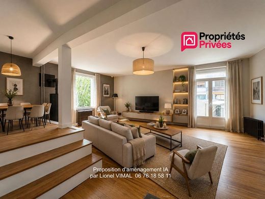 Luxury home in Clermont-Ferrand, Puy-de-Dôme