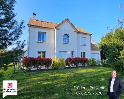 Luxury home in Gambais, Yvelines