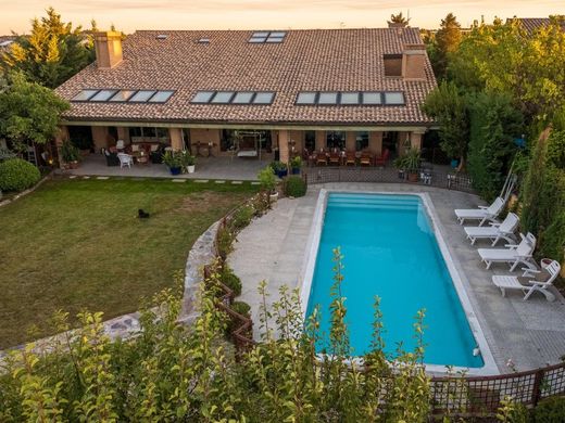 Luxus-Haus in Madrid, Provinz Madrid