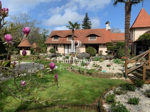 Villa in Montbizot, Sarthe