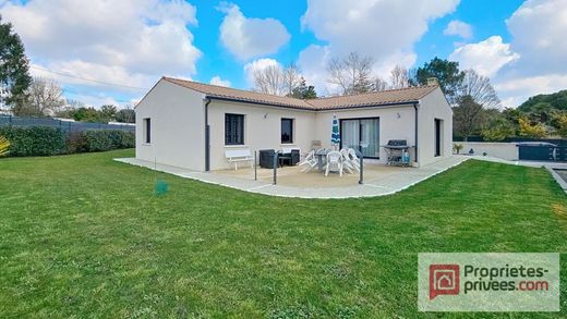 Maison de luxe à Étaules, Charente-Maritime