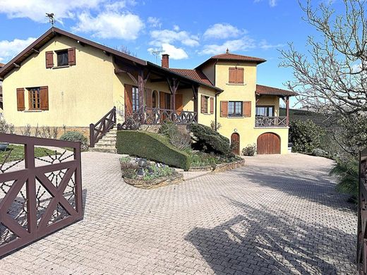 Lüks ev Létra, Rhône