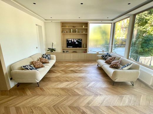 Luxury home in Meudon, Hauts-de-Seine
