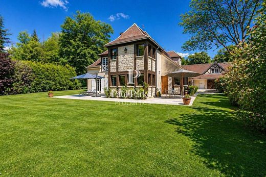 Villa in Chamant, Oise