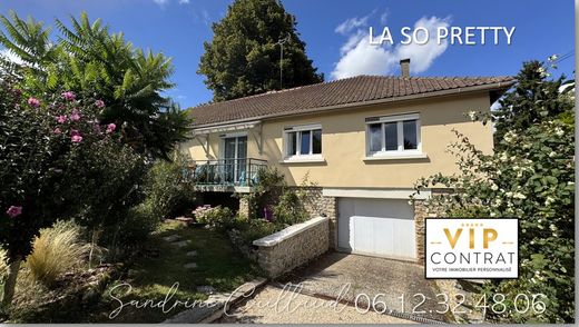 Luxury home in Gambais, Yvelines