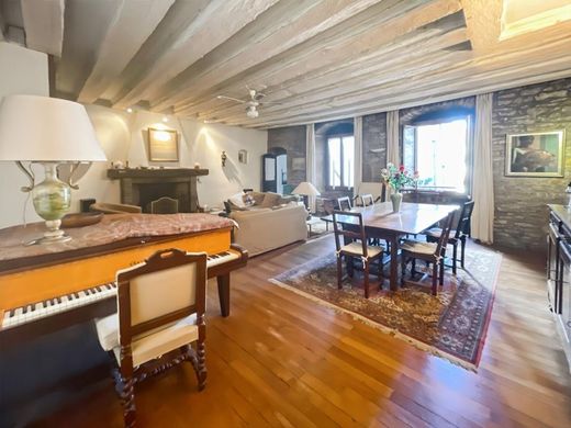 Maison de luxe à Arbois, Jura