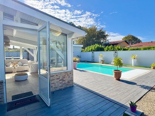 Luksusowy dom w Gujan-Mestras, Gironde