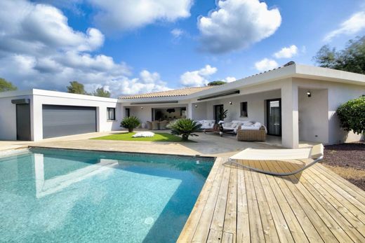 别墅  Grimaud, Var