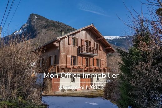 Chata w Samoëns, Haute-Savoie