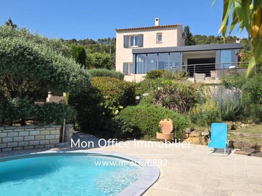 Luxury home in Villelaure, Vaucluse