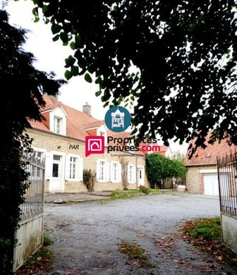 Rural or Farmhouse in Saint-Léonard, Pas-de-Calais