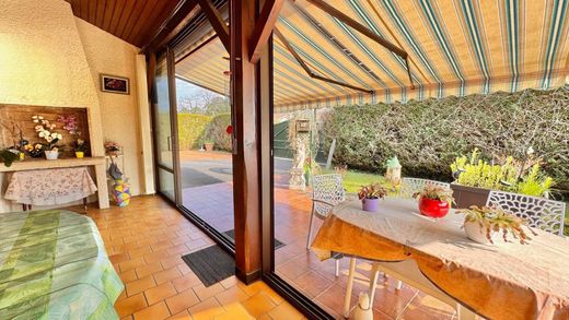Casa di lusso a Arès, Gironda